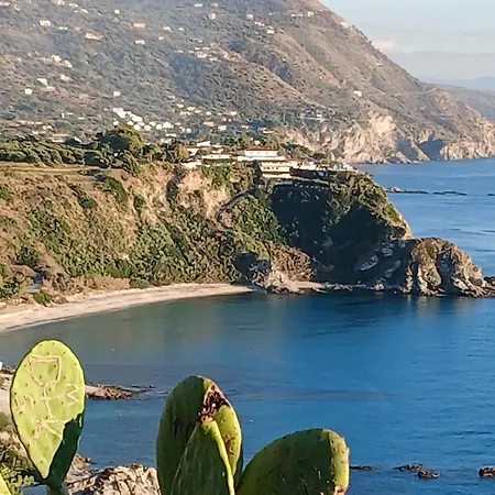 Residenza Il Normanno - La Terrazza Sul Mare