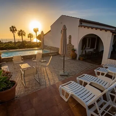 Residenza Il Normanno - La Terrazza Sul Mare 아파트 *