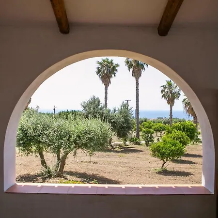 Residenza Il Normanno - La Terrazza Sul Mare Апартаменты *